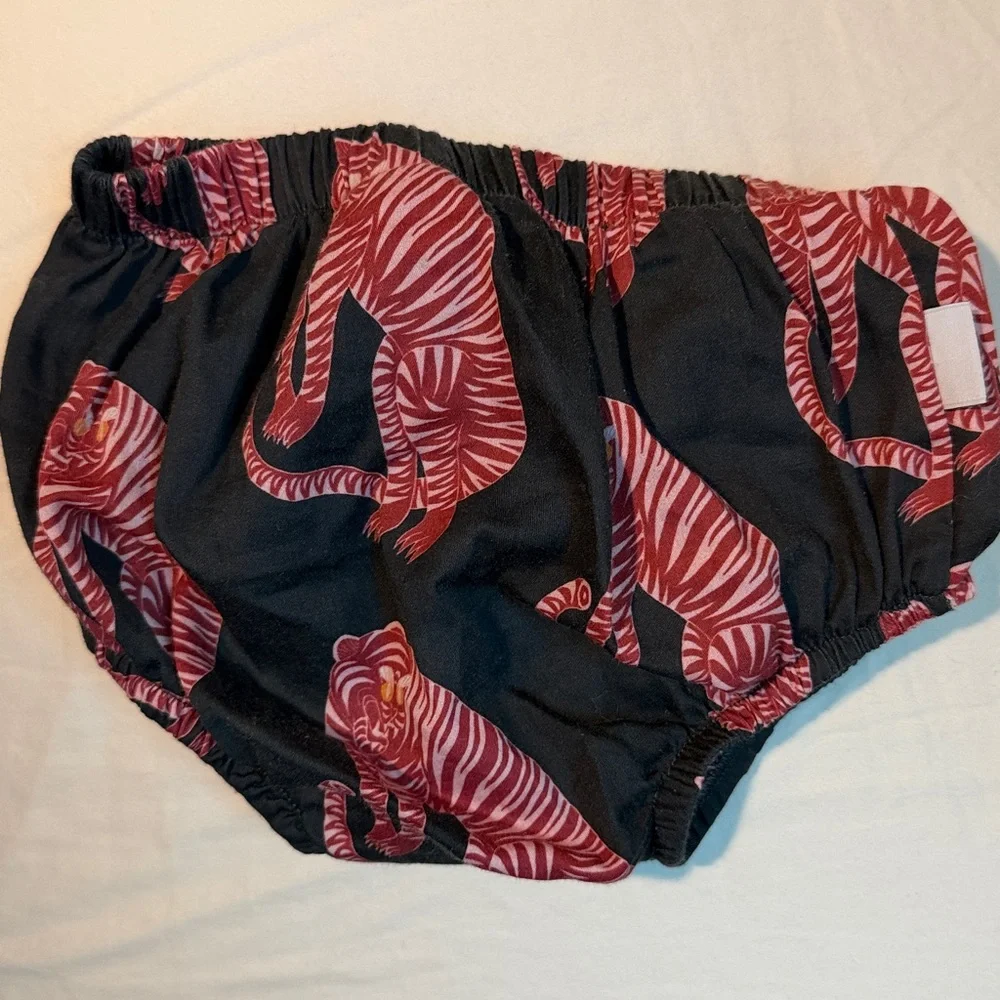 Desmond & Dempsey Baby Bloomers - Lot of 2